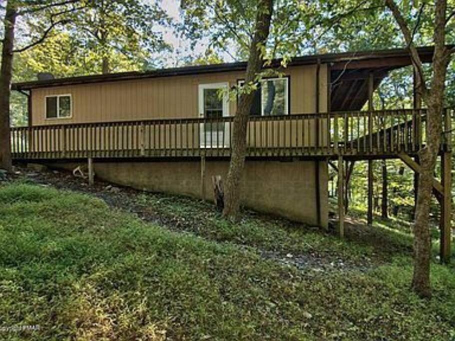 Clubhouse Lakeview Chalet East Stroudsburg Exterior photo